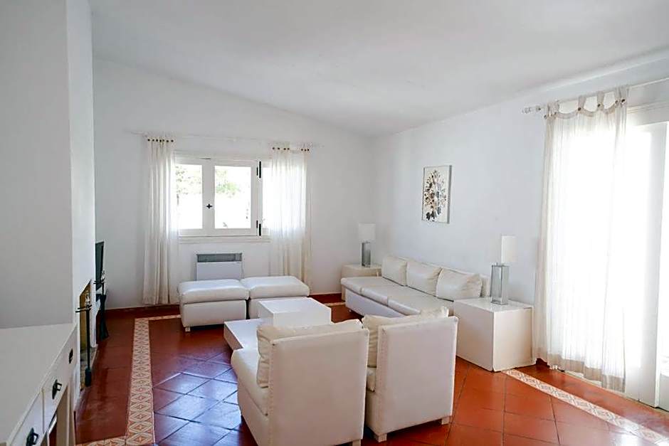 Aldeamento Turistico da Prainha