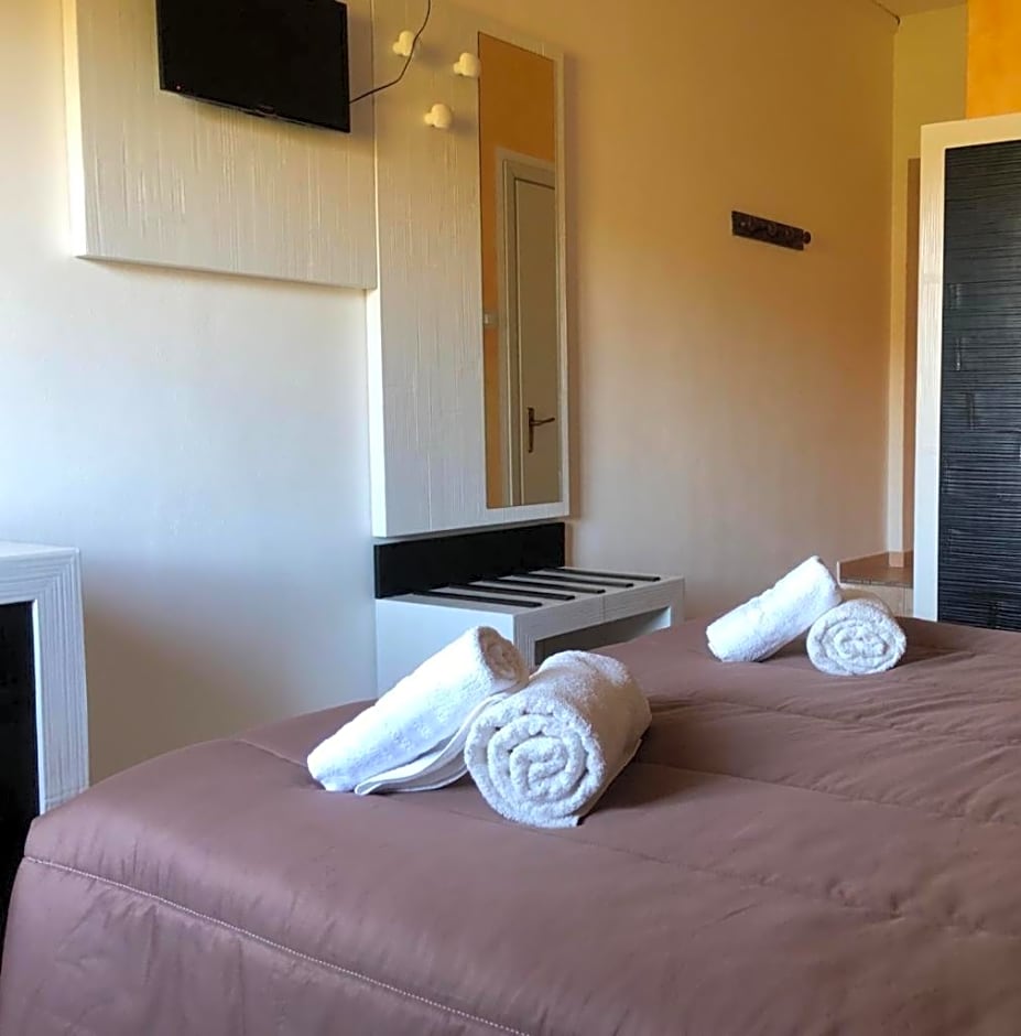 HOTEL FUNTANA E DONNE