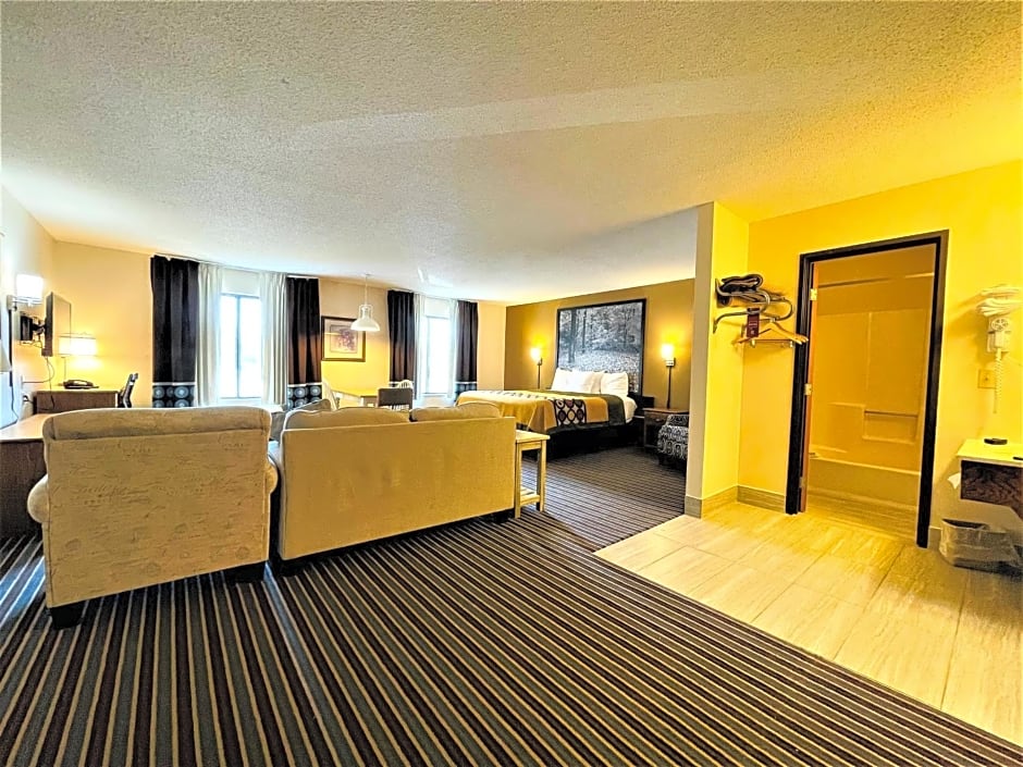 Super 8 by Wyndham Columbia Clark Lane