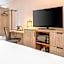 Comfort Inn Ancienne-Lorette - Quebec Airport