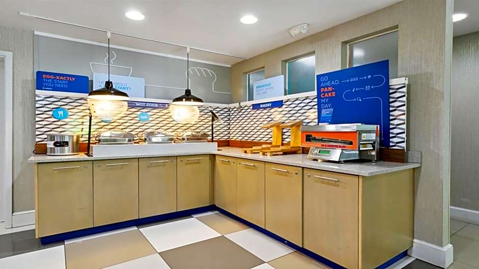 Holiday Inn Express Williamsburg North By IHG