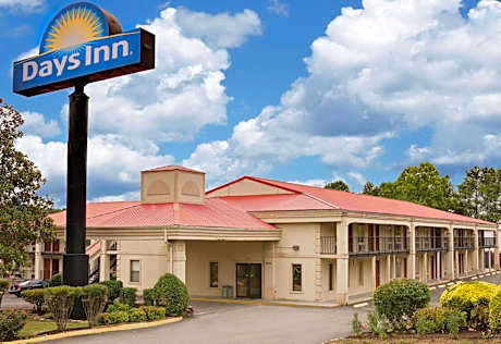 Days Inn by Wyndham Cleveland TN