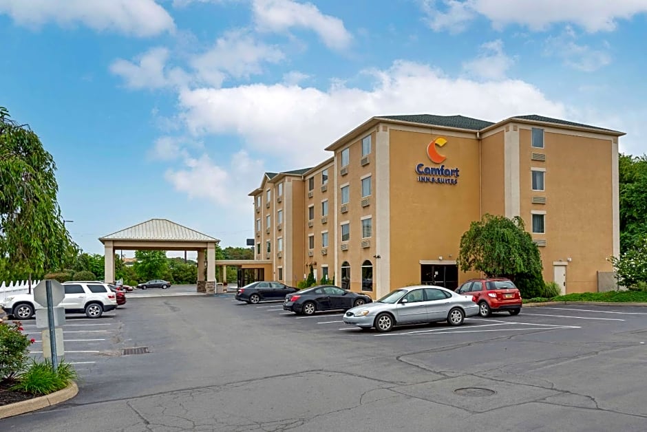 Comfort Inn & Suites Wilkes-Barre