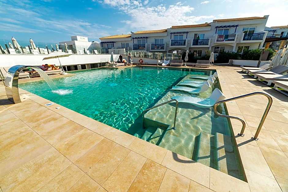 Parque Nereida Suites Hotel