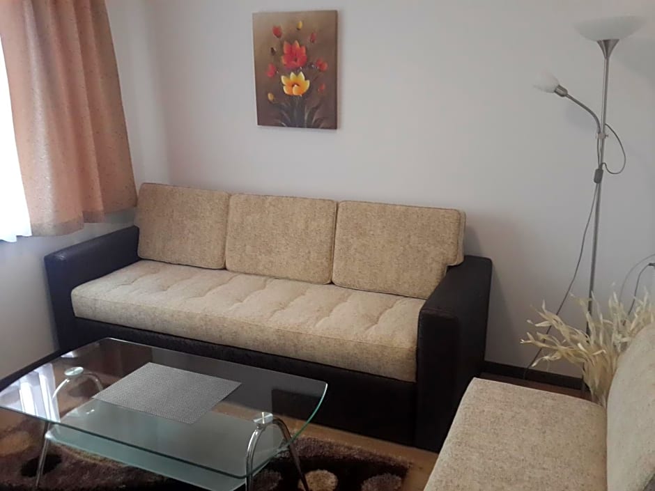 Стаи за гости "Етно Чакала"