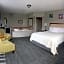 Vacationland Inn & Suites