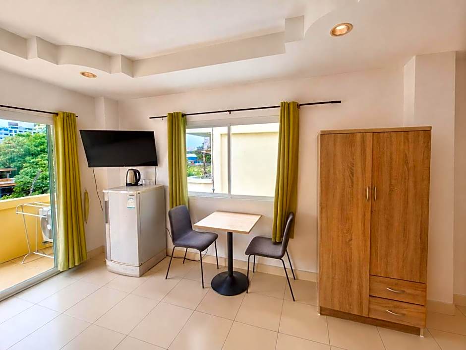 K2 Seaside Suites