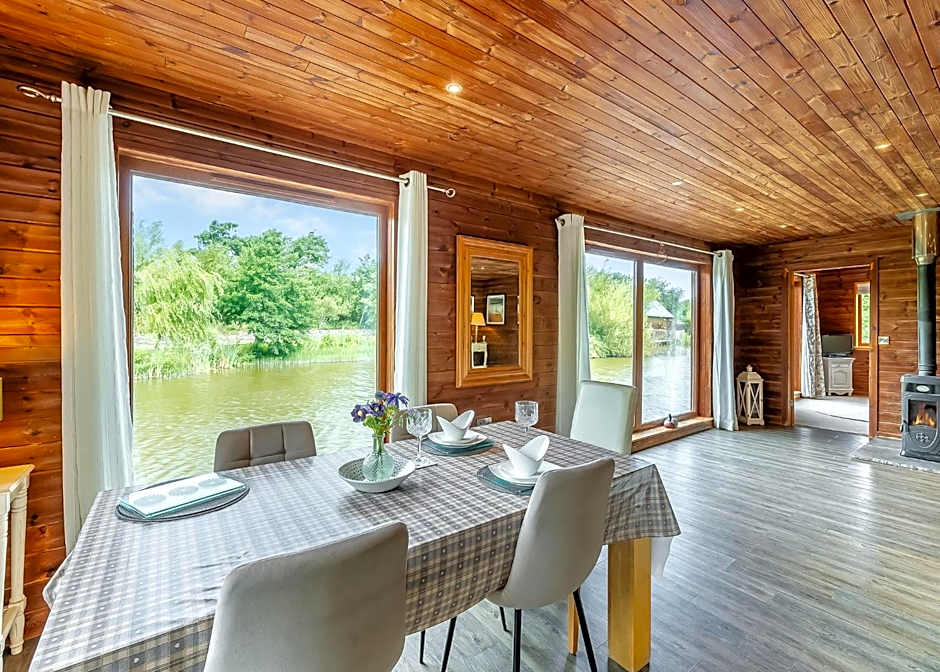 Anglesey Lakeside Lodges