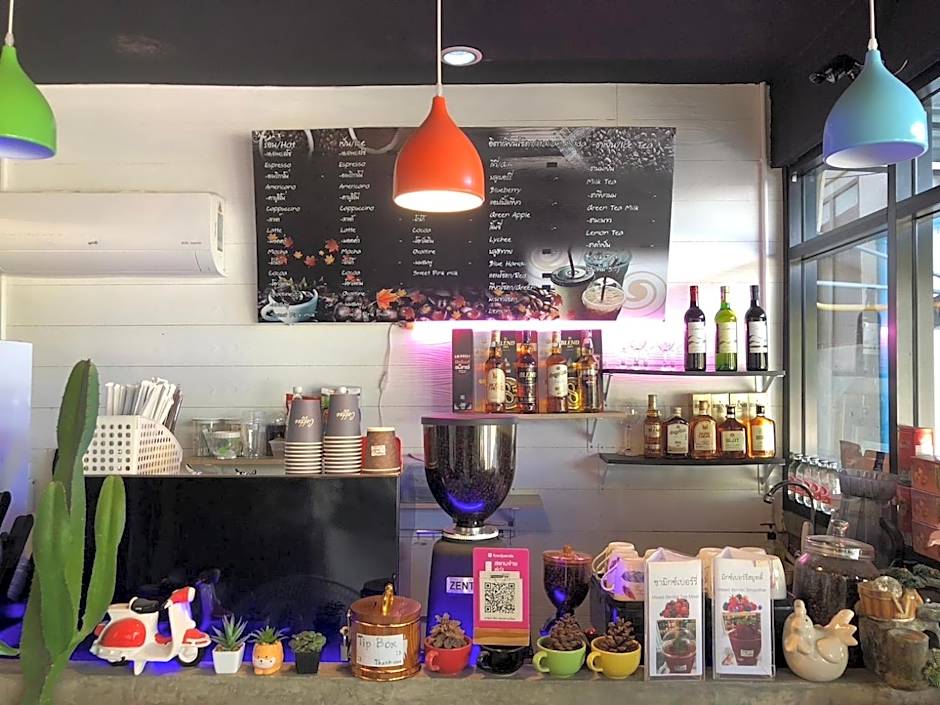 Sandee Place Mountain View Hotel โรงแรมแสนดีเพลส เมาเท่นวิว จอมทอง