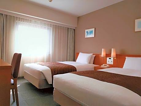 Twin Room - Non-Smoking