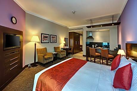 Classic Studio - King Bed