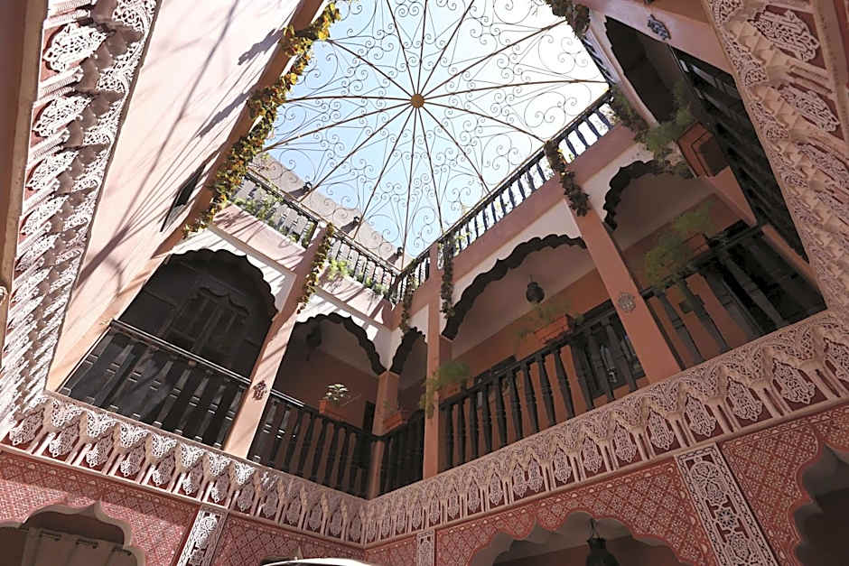 Riad Mille Et Une Nuits