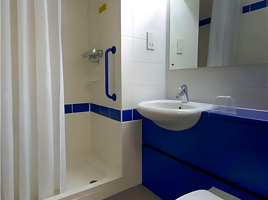 Travelodge Aberdeen Central