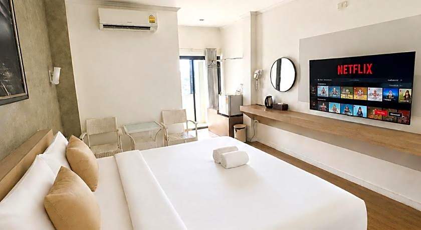The S Hotel