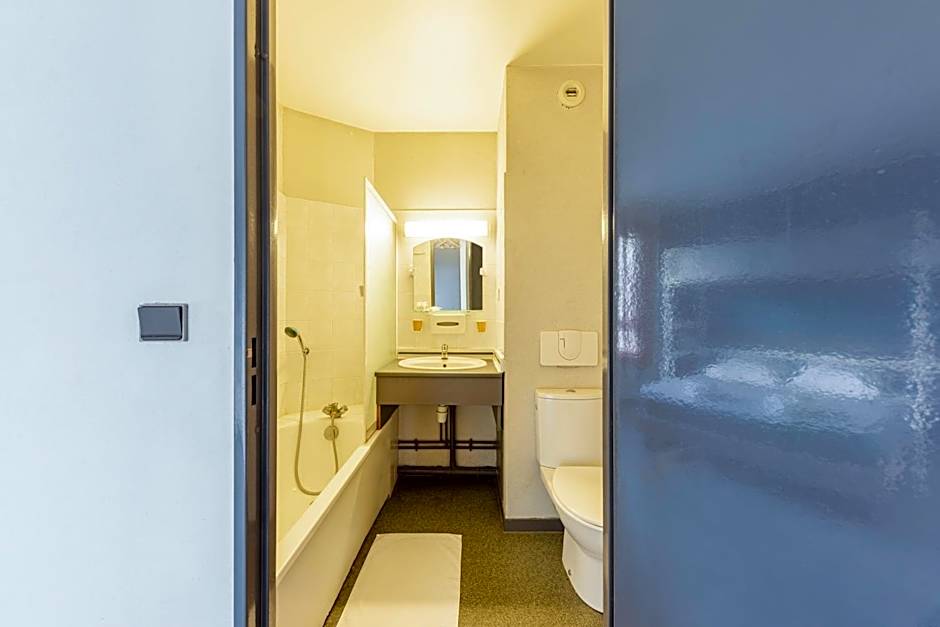 Hôtel La Nonette ASTERIX, CDG AIRPORT & PARIS CENTRE