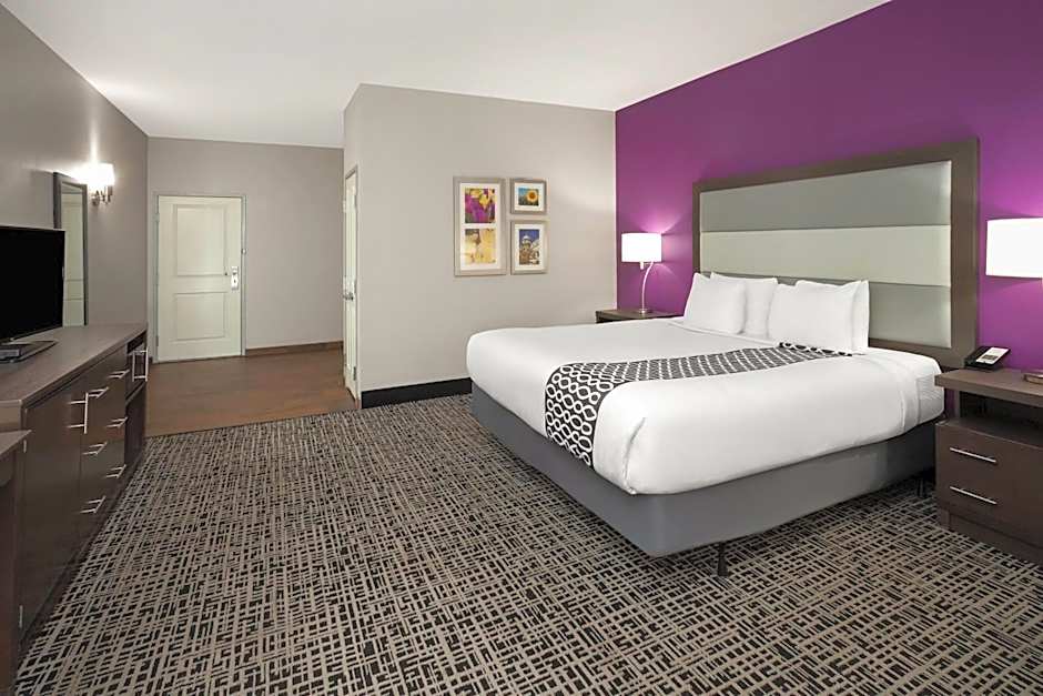 La Quinta Inn & Suites by Wyndham Springfield
