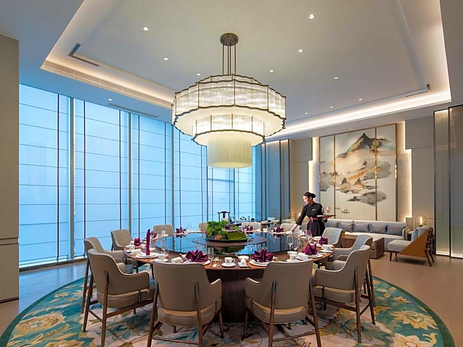 Pullman Huai'an Falcon