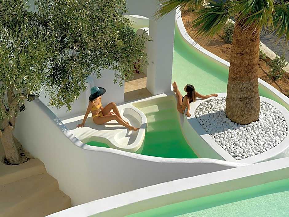 Aloni Hotel & Suites