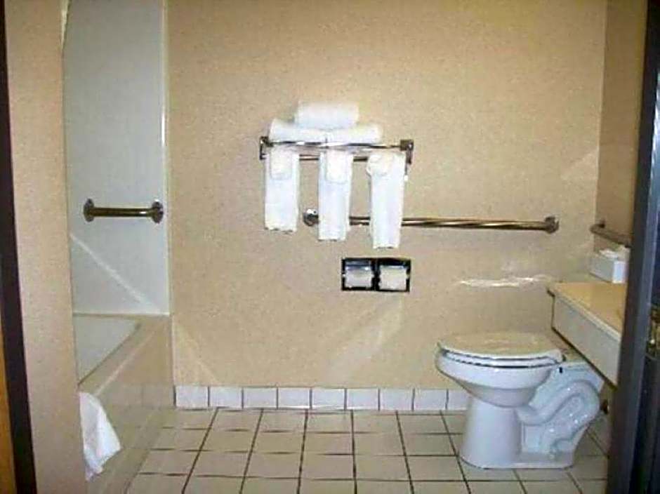Quality Inn & Suites Sioux City Southeast