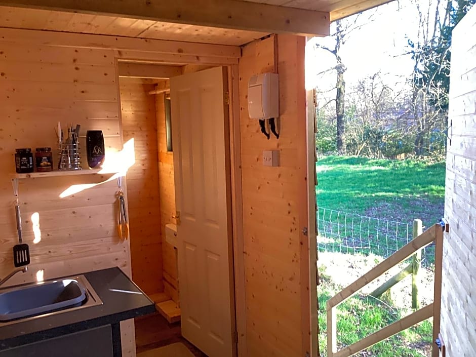 Vigo Retreat cabin 1