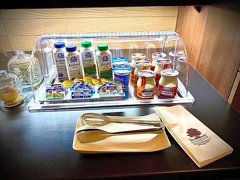 Hotel & Restaurant Pod Kaštany