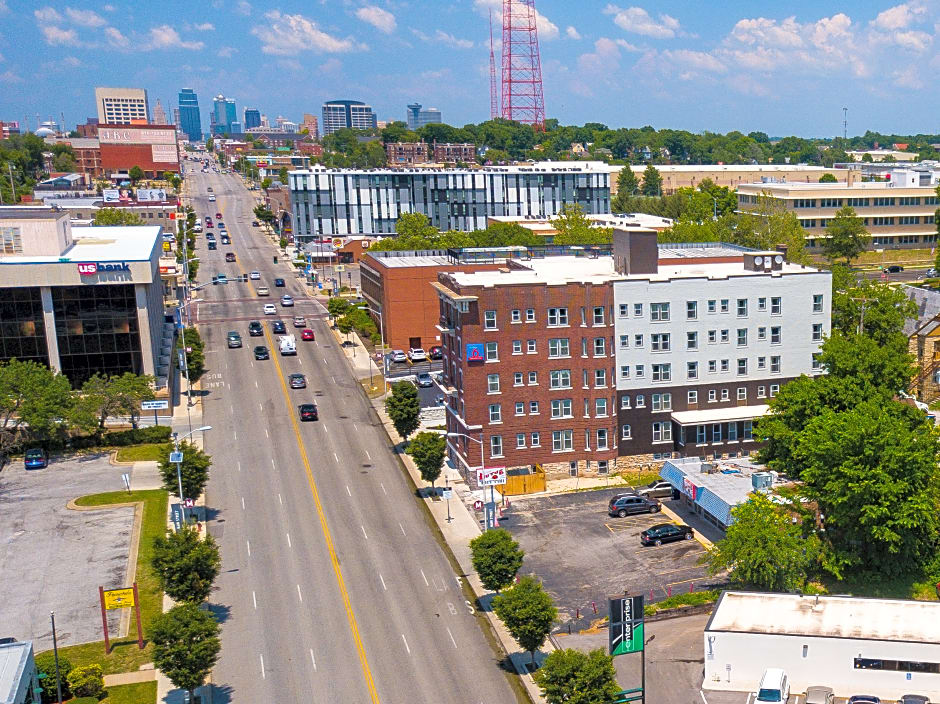 Quality Inn & Suites Kansas City Downtown