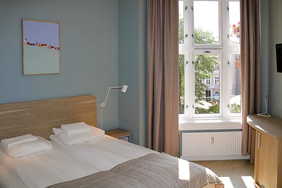 Photo 1 of 7 of Premium 1 Double Bed or 2 Beds