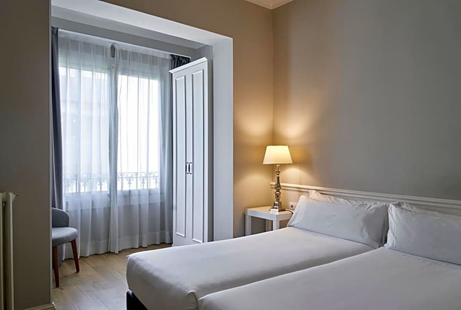 Mesón Castilla Atiram Hotels