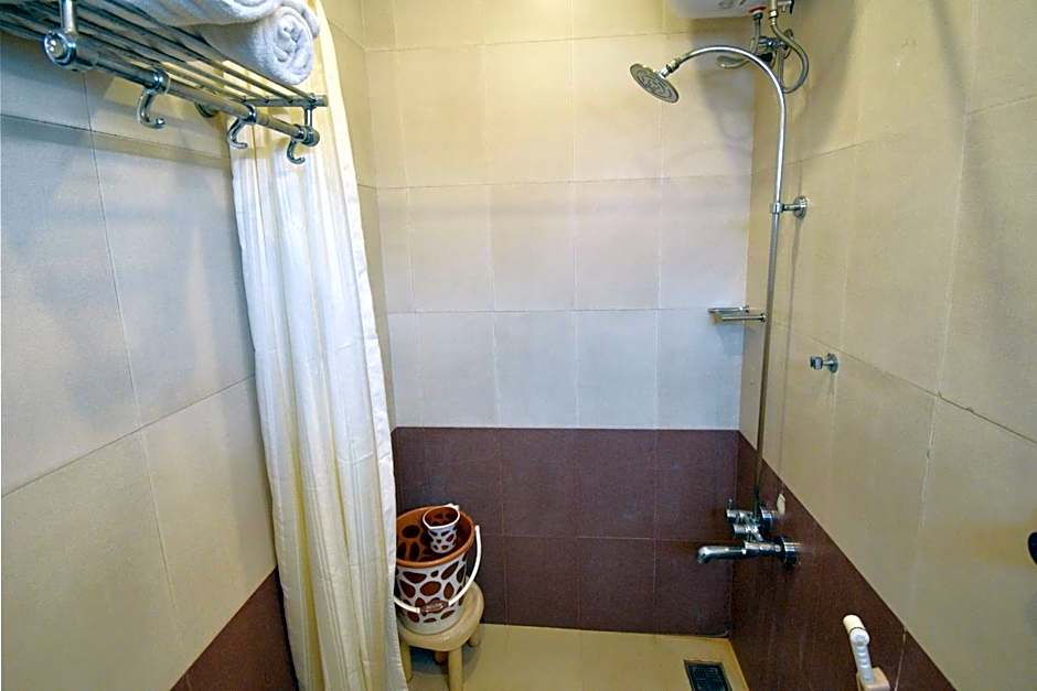 Pondicherry Executive Inn