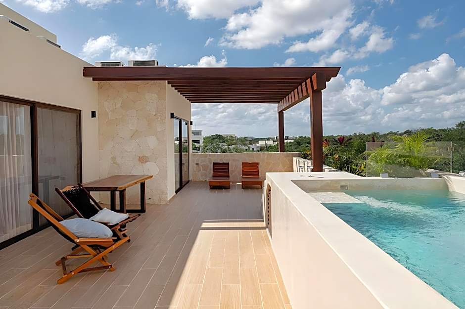 Apartment and Penthouse Blue Luxury Kukulkan Tulum