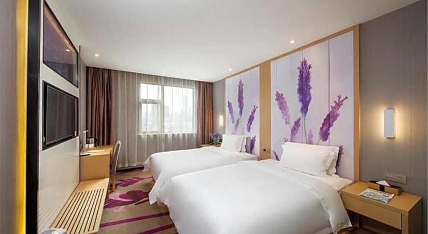 Lavande Hotel Neijiang Hanan Avenue
