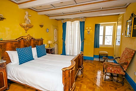 King Room with Balcony