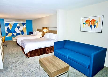 2 Queen Beds Suite Non-Smoking