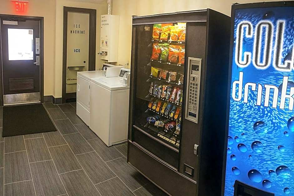 Boarders Inn & Suites by Cobblestone Hotels - Ashland City