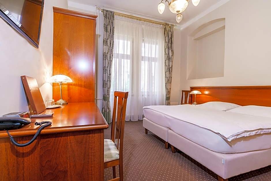 Spa Hotel Anglicky Dvur