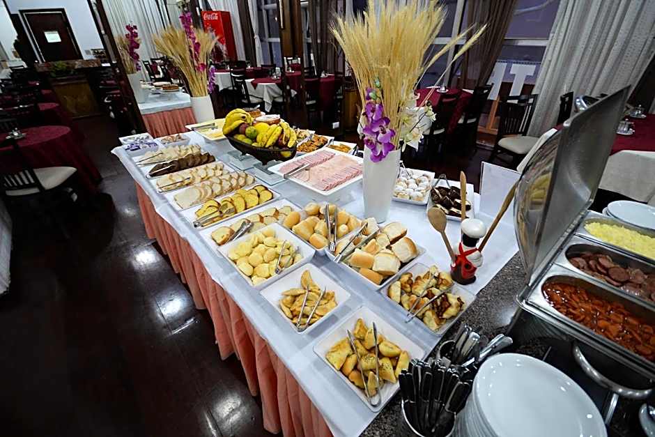 Caravelle Palace Hotel