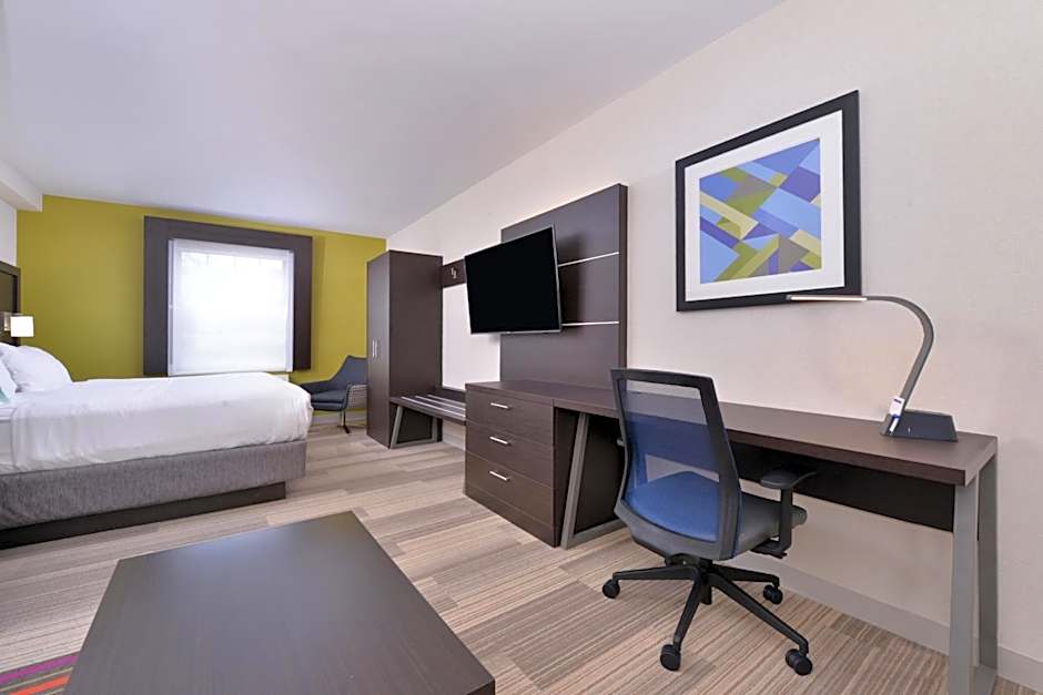 Holiday Inn Express Mystic By IHG