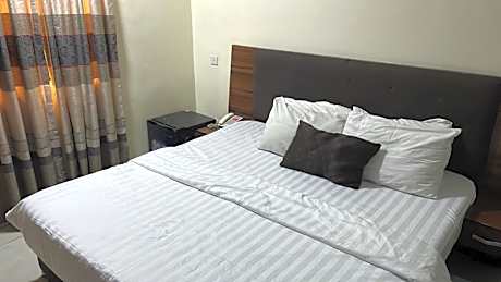 Suite - 2 Adults
