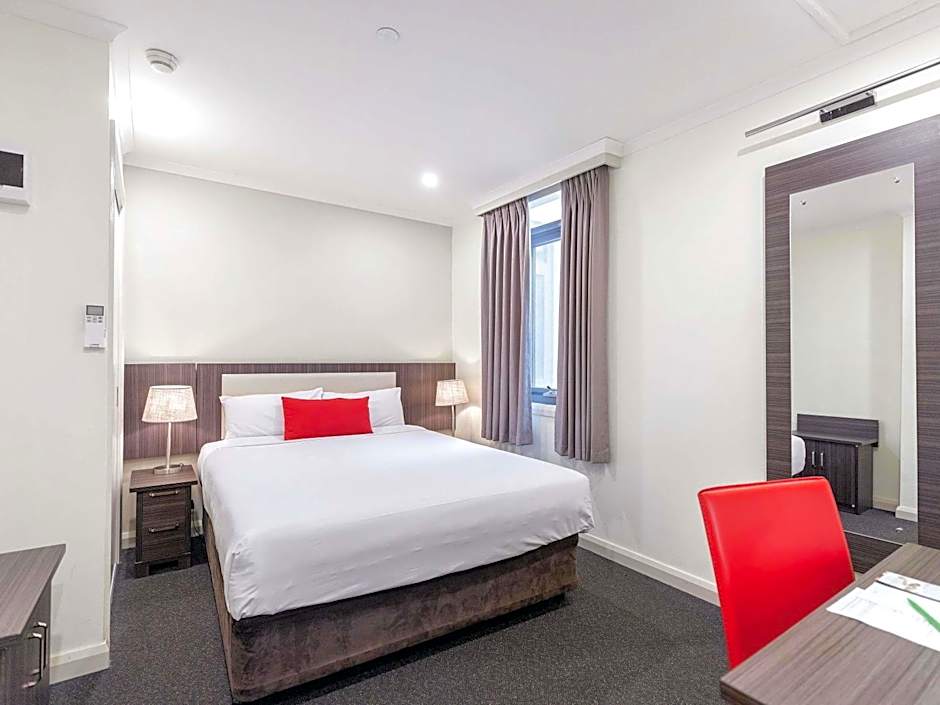 Ibis Styles Kingsgate Hotel