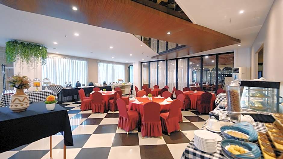 Kings Hotel Nagoya Batam