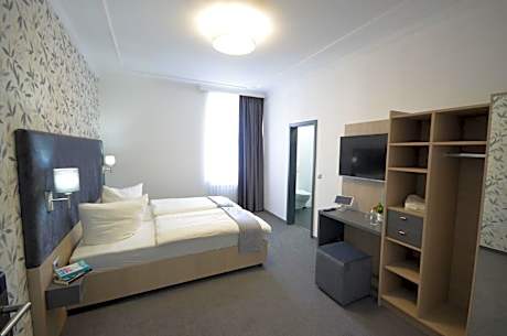 N9 Hotels