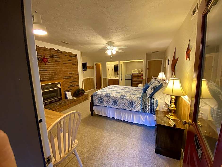Cascades Inn