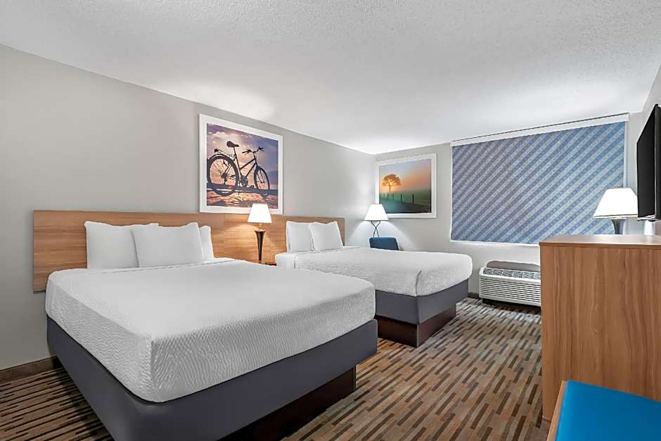 Days Inn by Wyndham Hillsdale