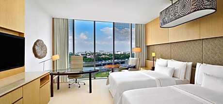 Deluxe Twin Room City View