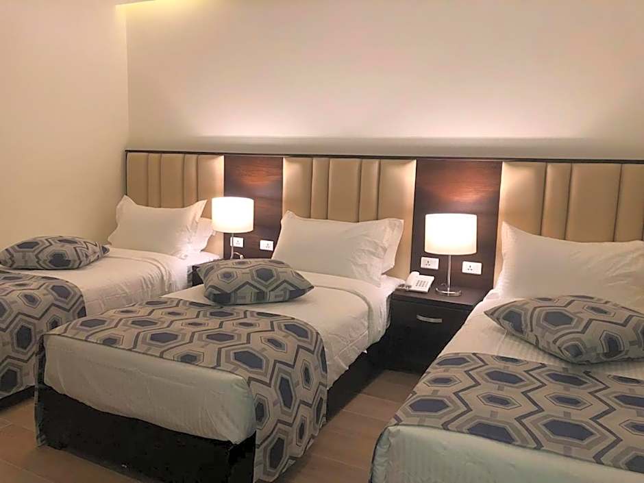 Petra Heart Hotel