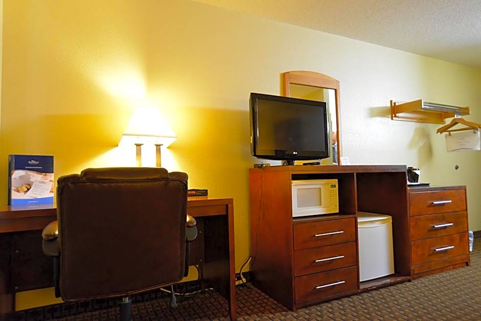 Baymont by Wyndham Kasson Rochester Area