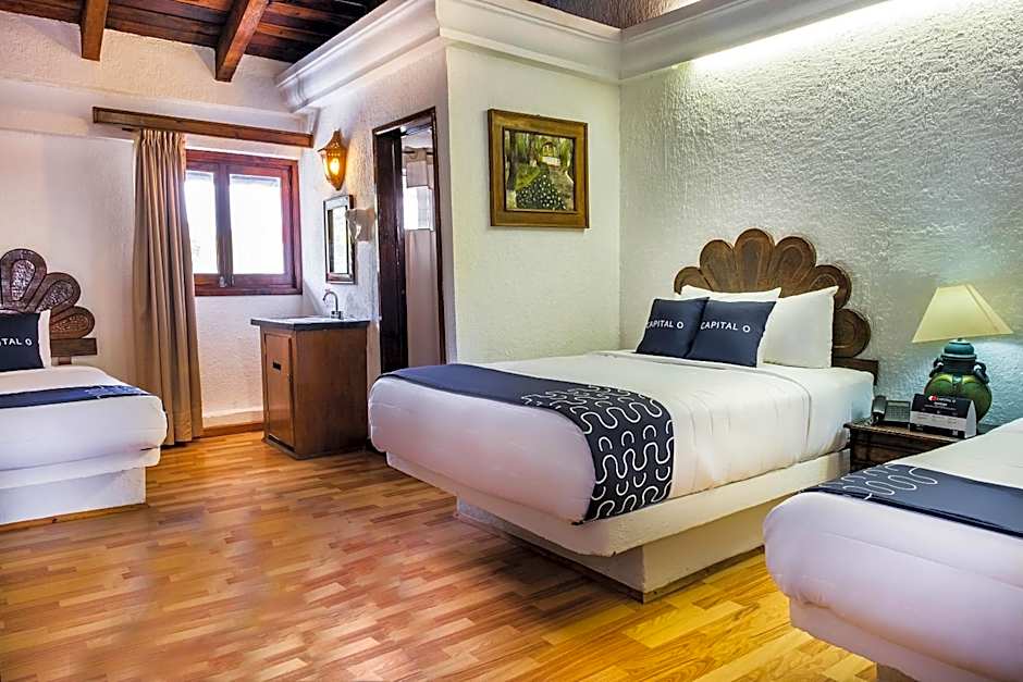 Capital O Hotel Central