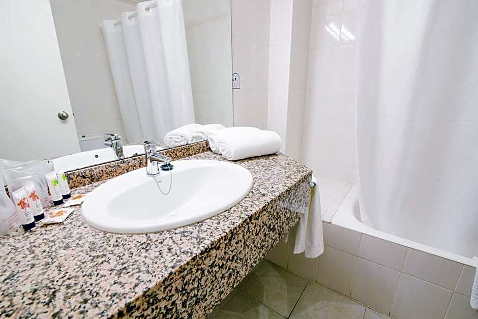 azuLine Hotel Bahamas y Bahamas II