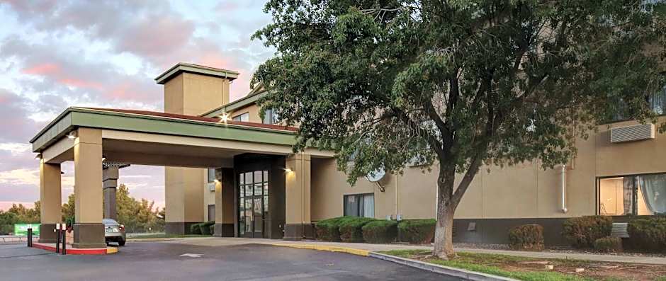 Best Western North I-25 Hotel
