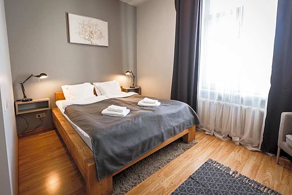 Bearsleys Downtown Apartments